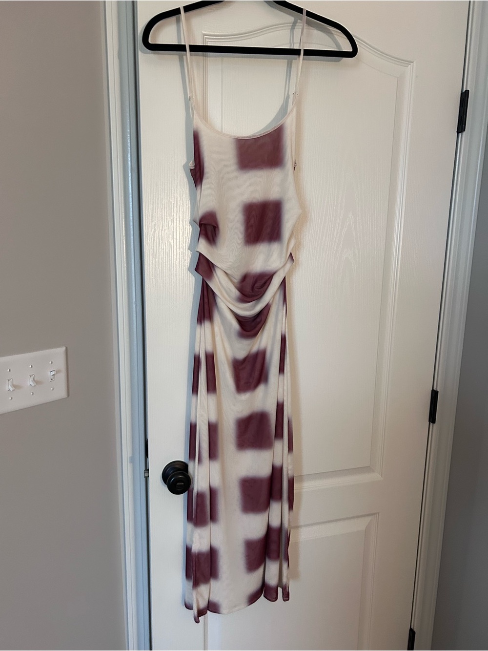 Sleeveless Midi Dress in Cream and Mauve Square Print